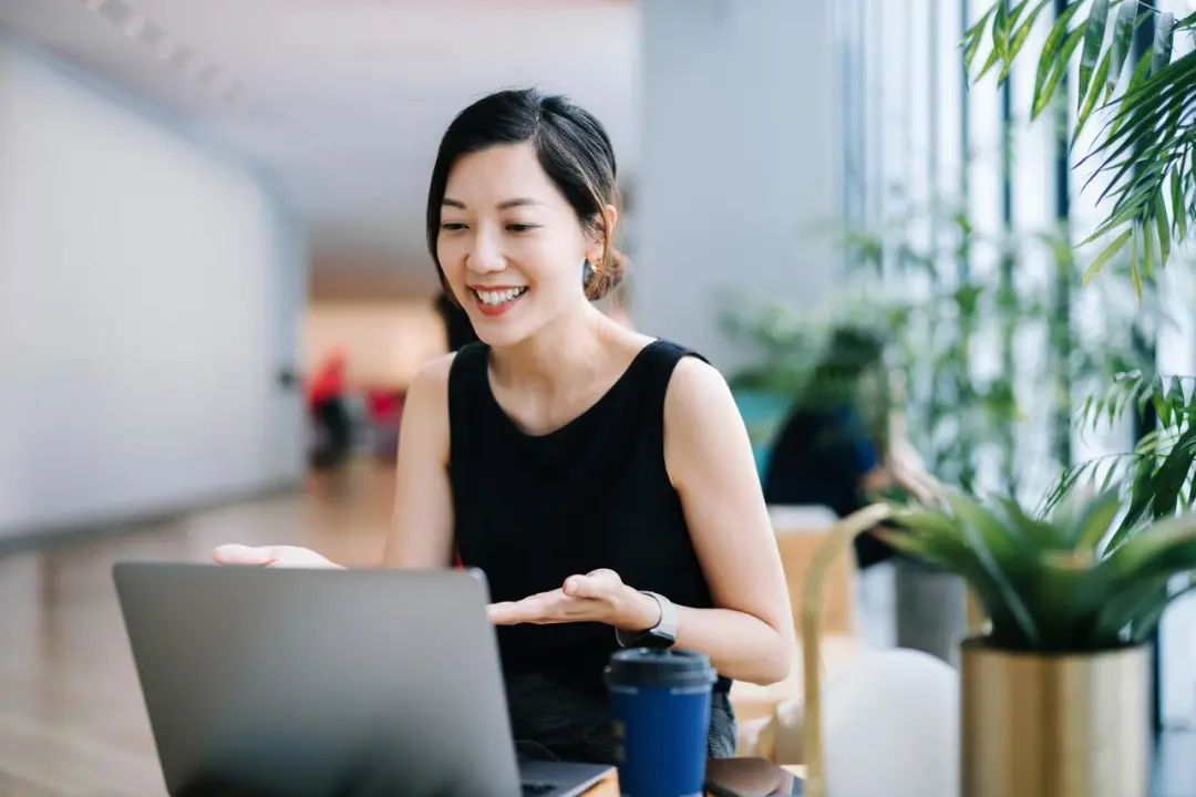 女性可以增添价值的一个例子是促进多样性、平等和包容